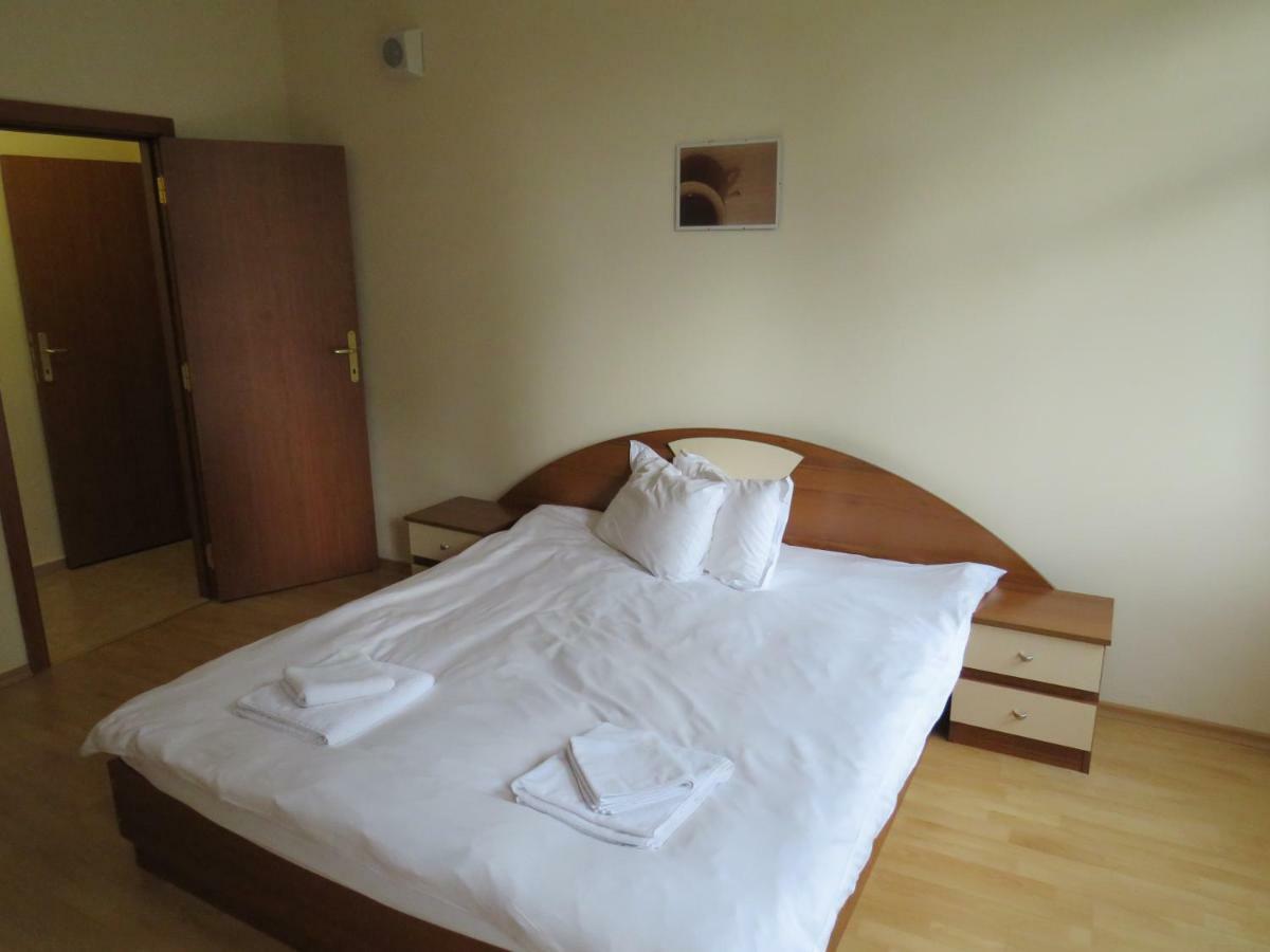 Rivendell Apartments Flora Complex Borowec Zewnętrze zdjęcie